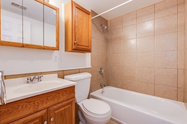 Photo - 707 Brownsville Rd Unit Upstairs Rear