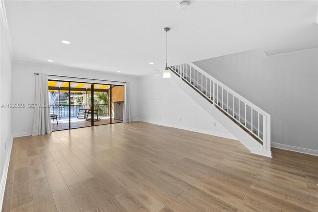 Building Photo - 15518 Braemar Ct