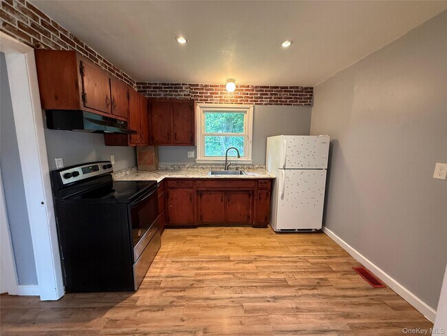 Photo - 2250 NY-302 Unit 1