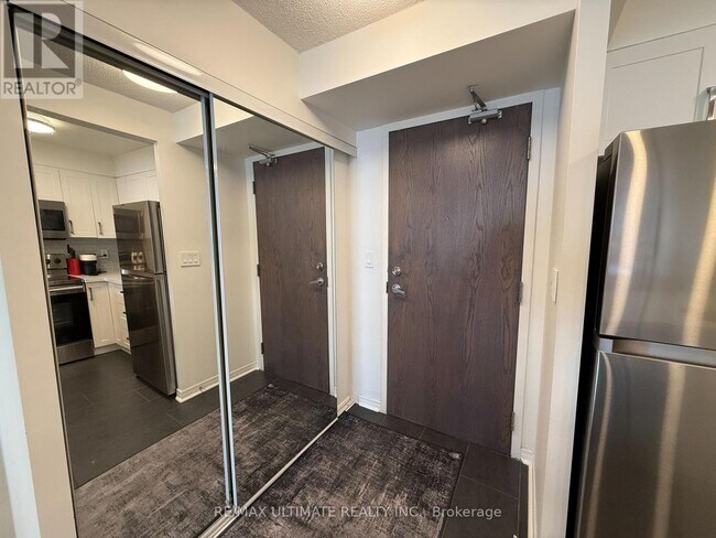 Photo - 1765 Queen St E Unit 312