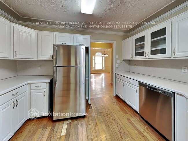 Photo - 1700 Little Brook Dr SW
