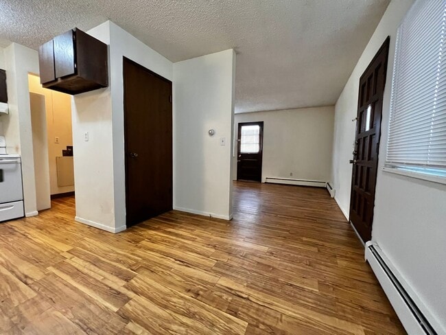 Photo - Dartmouth133 (KC-AM) Unit 5