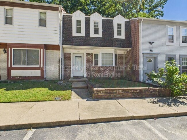 Photo - 1055 Old Denbigh Blvd