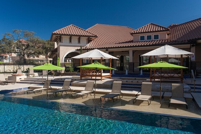 Apartamentos Ladera, Piscina - Ladera Apartment Homes