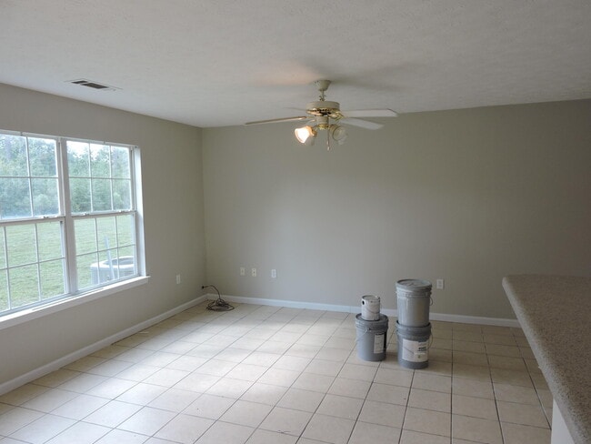 Photo - 207 Swaying Pine Ct