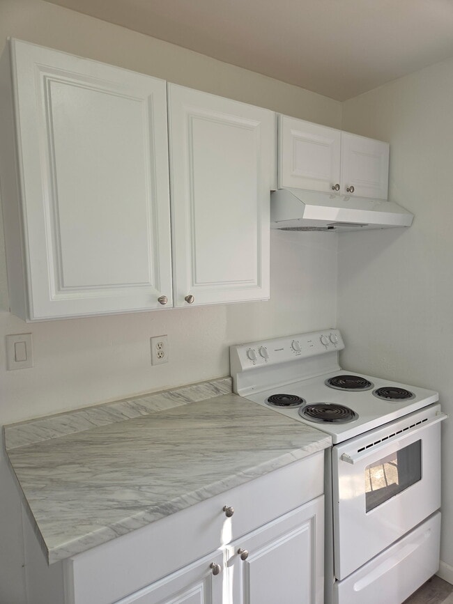 Dream Court Apartments