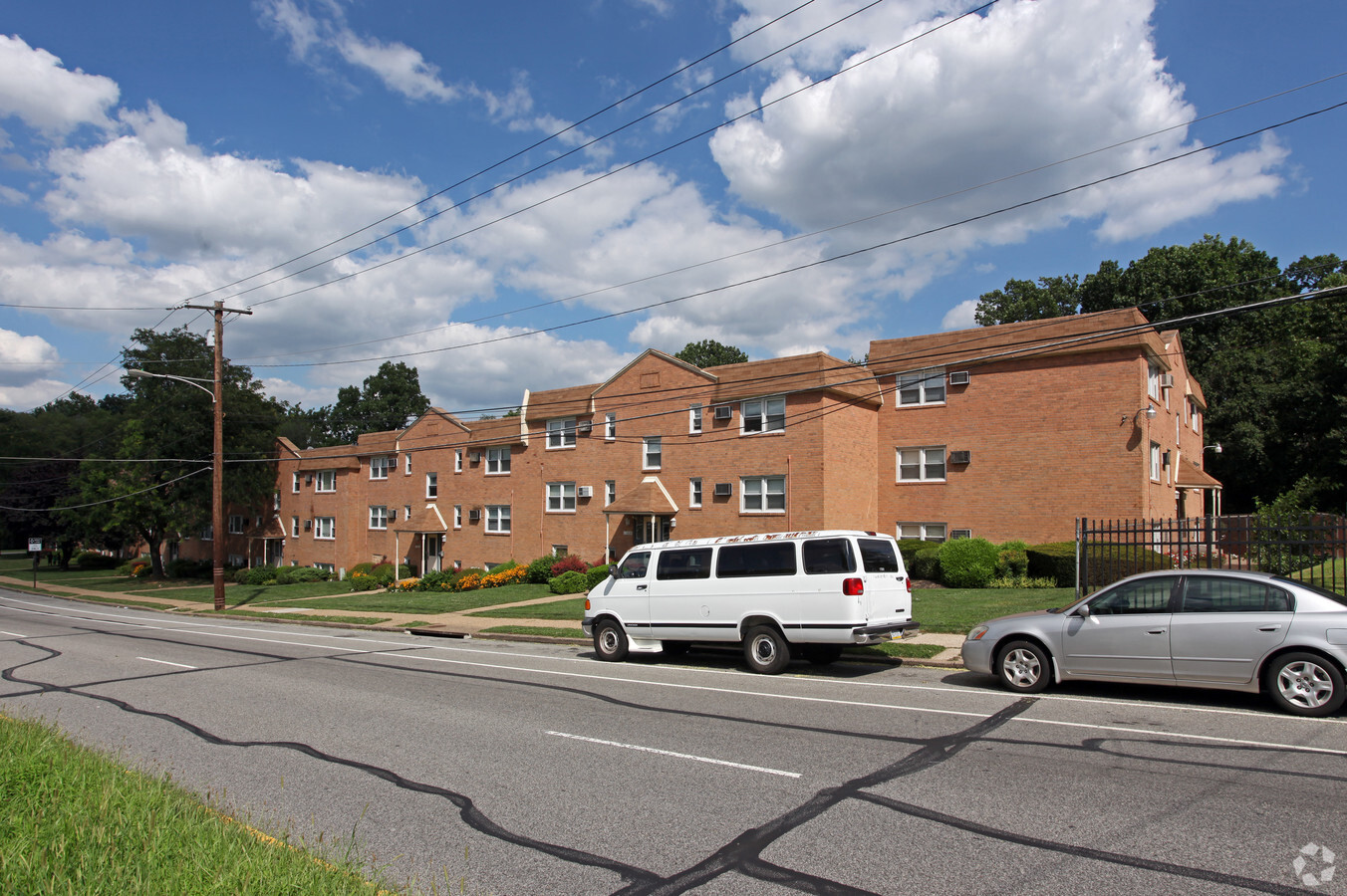 11901 - 11913 Academy Rd - 11901 - 11913 Academy Rd Apartments