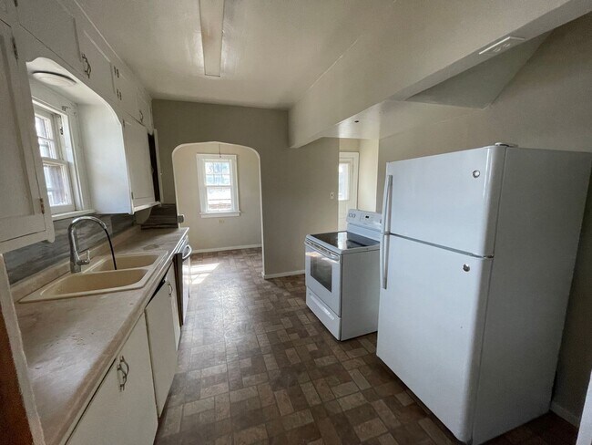 Photo - 4273 Wirt St