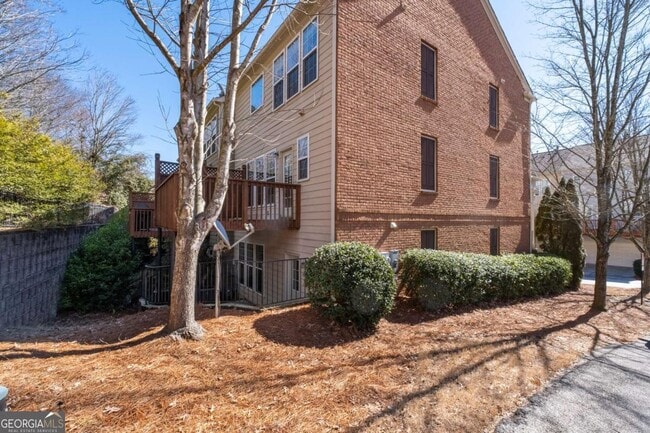 Photo - 2117 Wylmoor Way