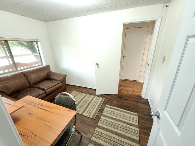 Photo - 143 River Ranch Rd