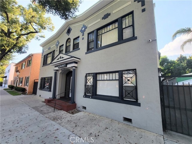 Building Photo - 635 Elm Ave Unit 23