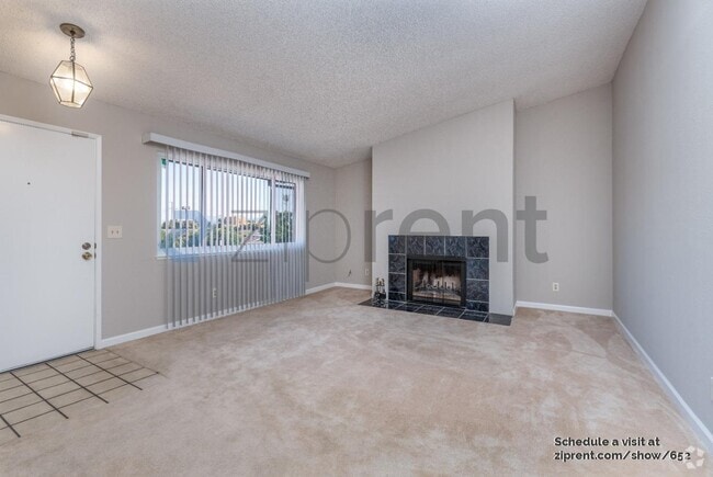 Building Photo - 151 Silcreek Dr Rental