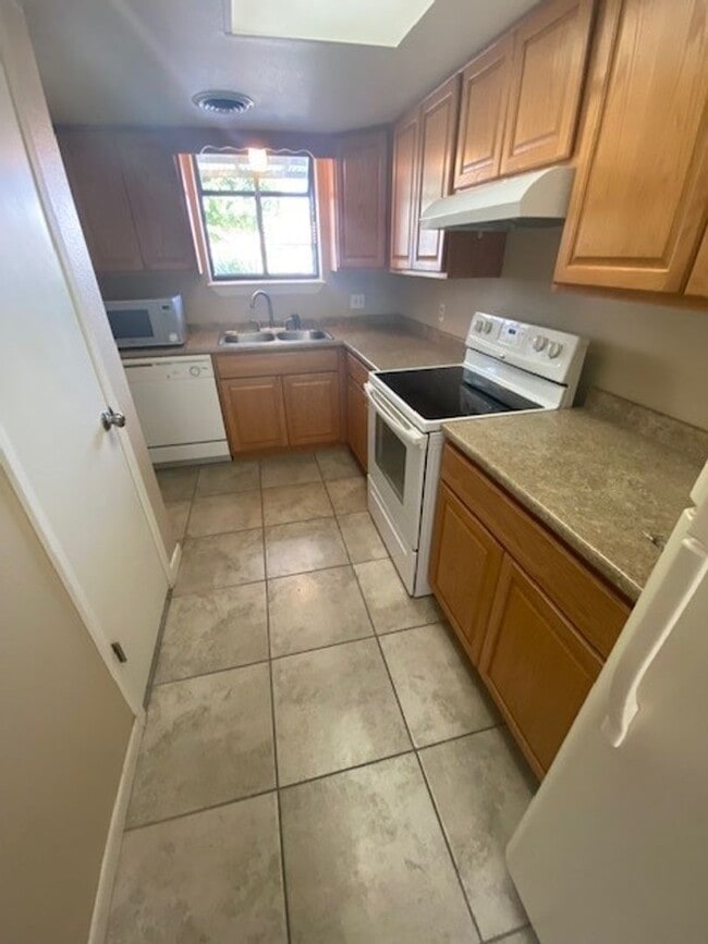 Photo - 1014 Plaza Del Sol