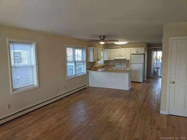 42 Ferris St