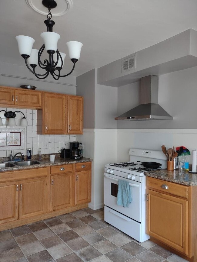 Photo - 2863 N Fratney St Unit 2863