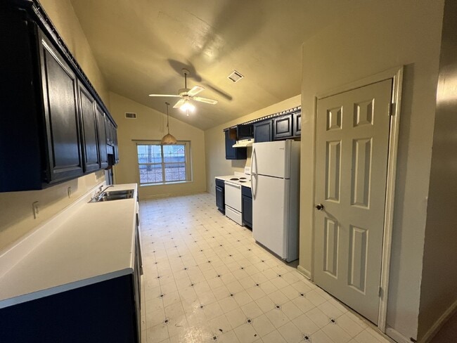 Photo - House for Rent