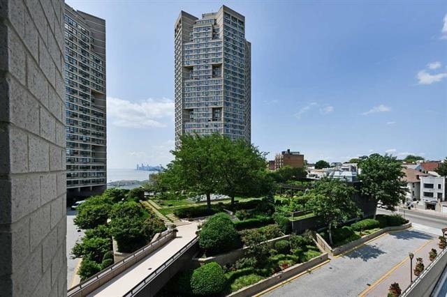 Building Photo - 7004 JFK Blvd E Unit 30H Rental