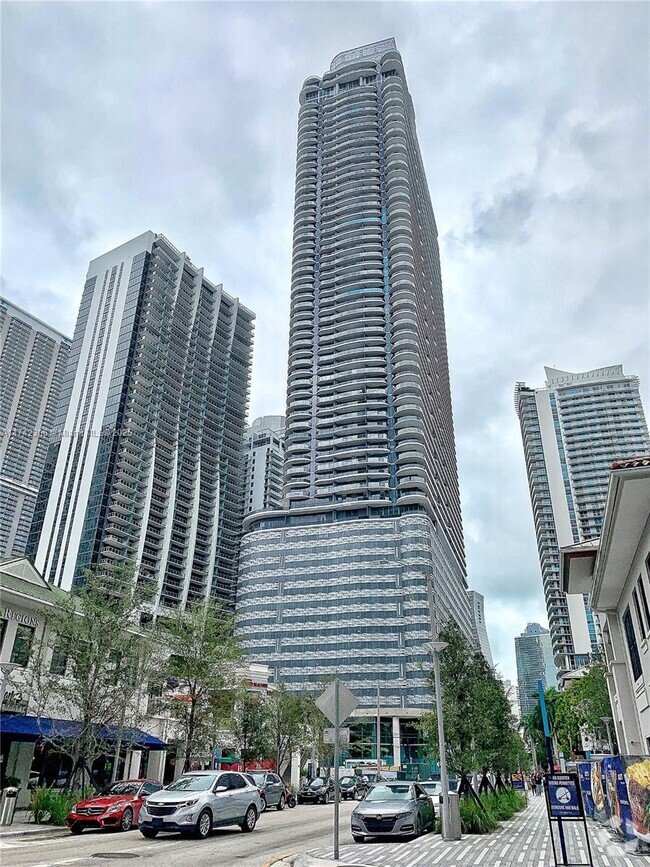 Building Photo - 1000 Brickell Plaza Unit 4804 Rental