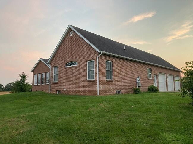 Photo - 788 Alton Rd