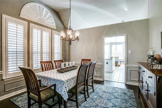 Photo - 1048 Village Pkwy