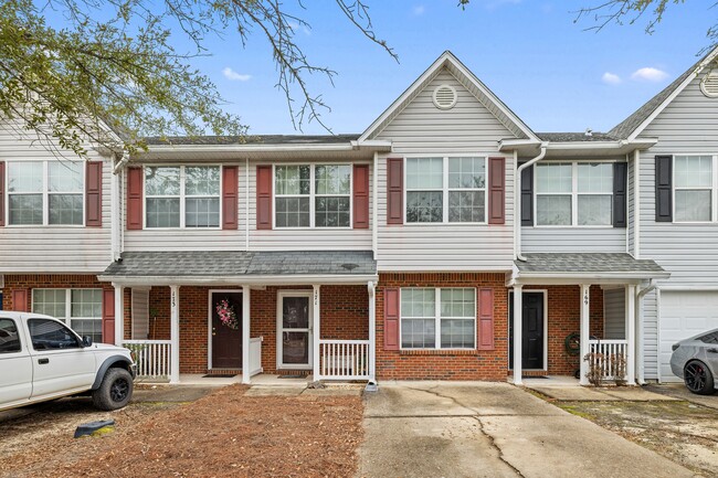 Building Photo - 171 Swaying Pine Ct