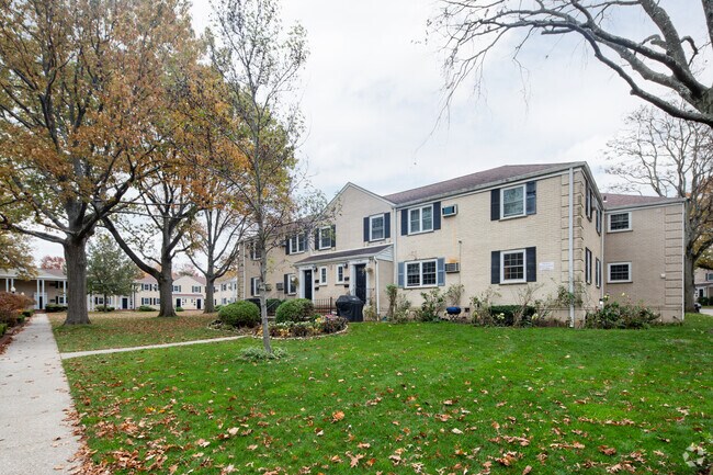 Photo - Bayhill Gardens