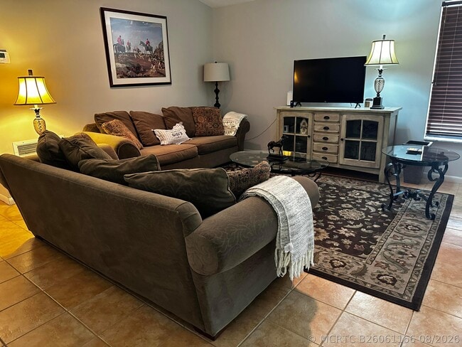 Photo - 2543 Bedford Mews Dr