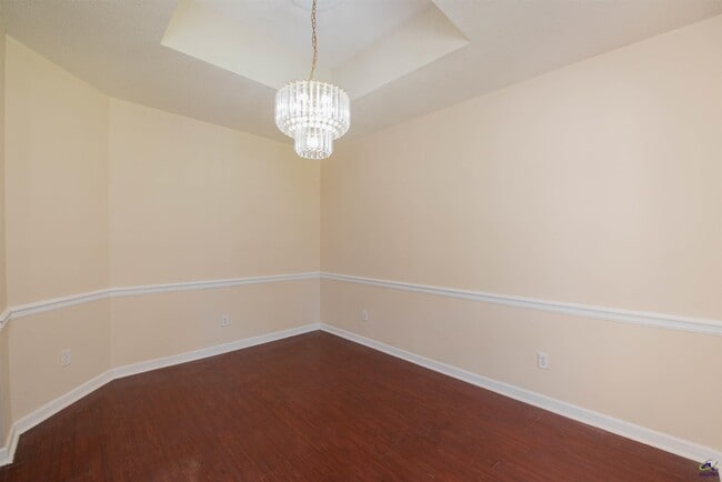 Photo - 111 Wiley Way