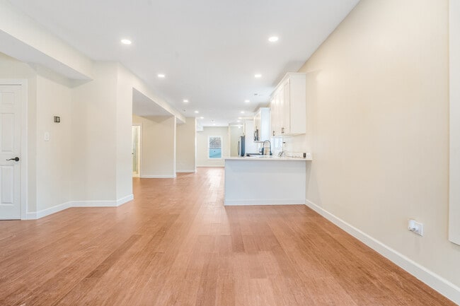 Photo - 4019 N Tripp Ave