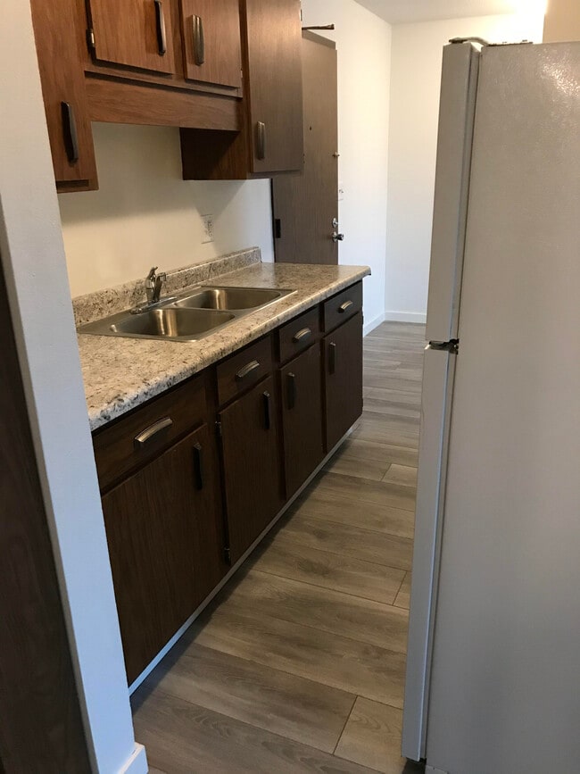 1 BD Kitchen