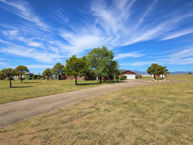 Building Photo - 9460 Broken Bow Ct