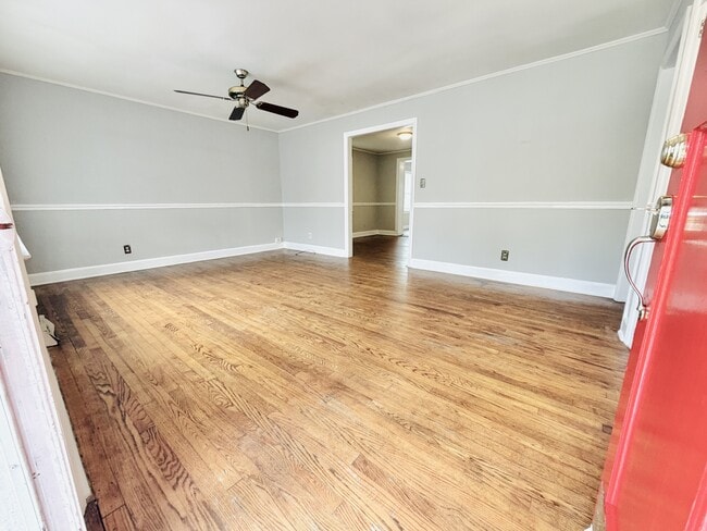 Photo - 1020 Betsy Dr