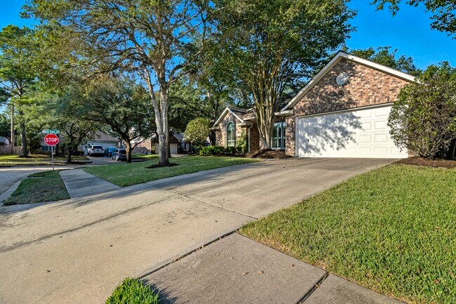 Photo - 15522 Valley Plum Ct
