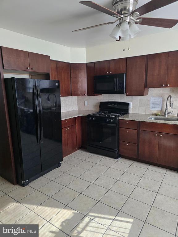 Photo - 1600 W Diamond St