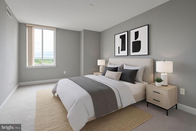 Photo - 1020 N Highland St Unit 1012