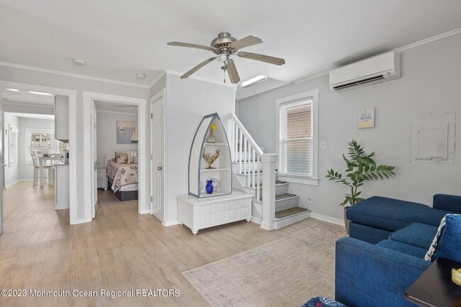 Photo - 107 17th Ave