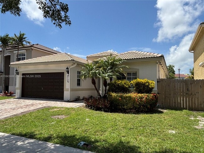 Photo - 9108 SW 211th Ln House