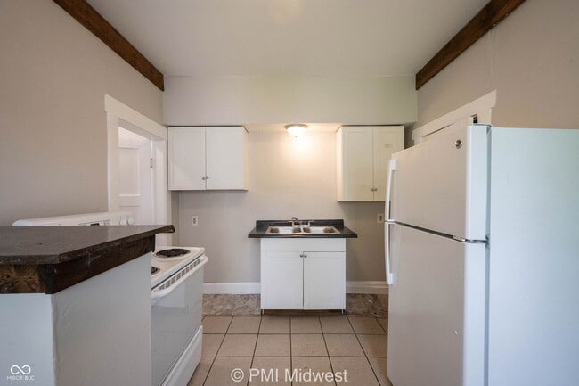 Photo - 521 N Gladstone Ave Unit B