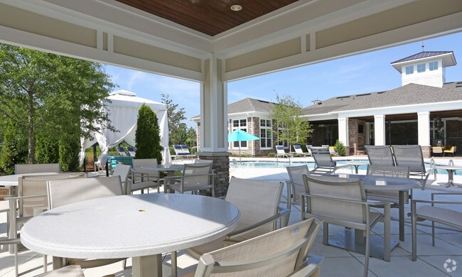 Boulevard at 3200