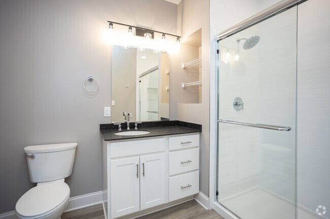 2BR, 1.5BA