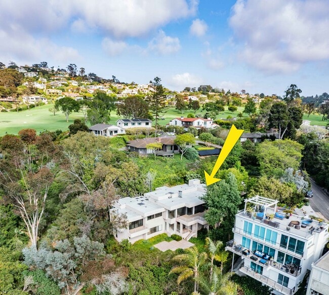 Building Photo - Private, Architect-Designed La Jolla Gem w/ Ocean View! MUST SEE!!!