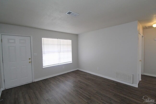 Photo - 10151 Guidy Ln