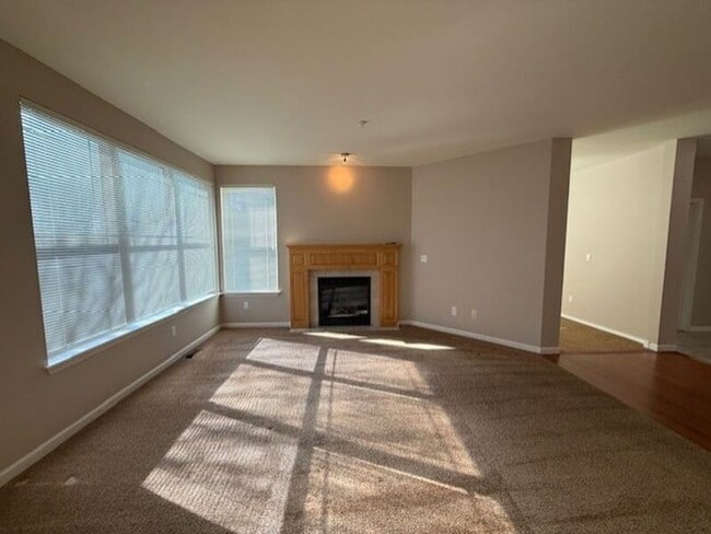 Photo - 910 Medical Center Dr Unit F102