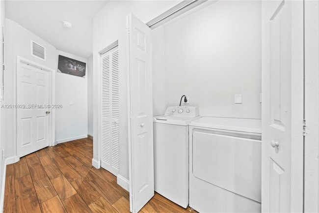 Photo - 4721 NW 15th Ct Unit 1