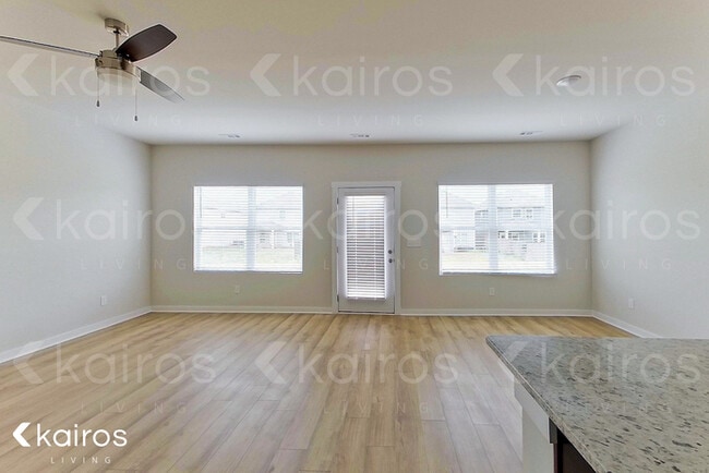 Photo - 6411 Upchurch Dr