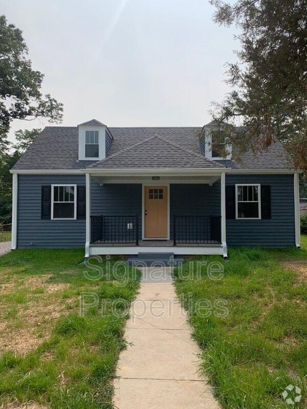Building Photo - 6112 Ellis Ave Rental