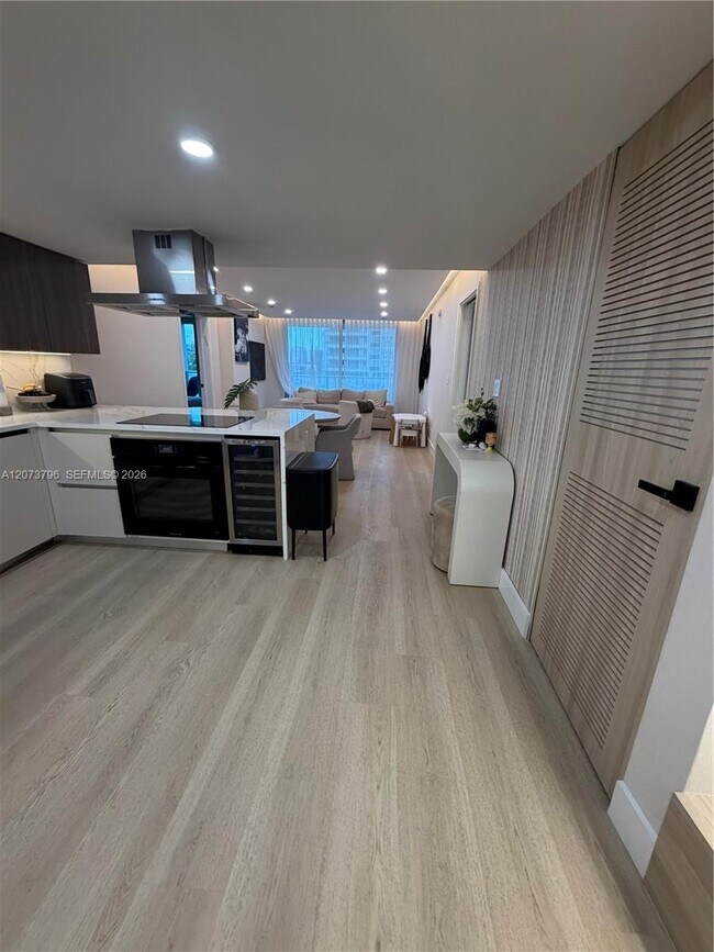 1025 92nd St Unidad 405