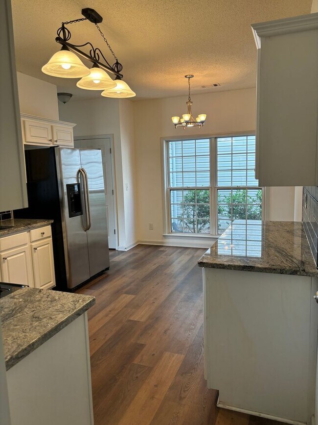 Photo - 1718 Bentridge Dr NW House