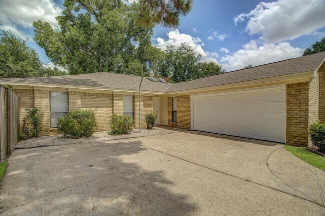 Photo - 7315 Foxside Ln