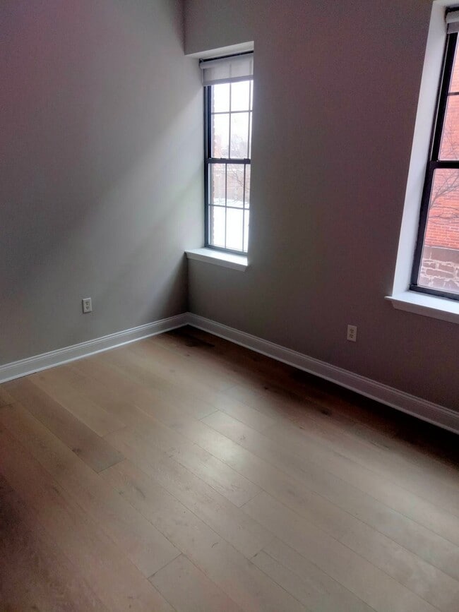 Photo - 42 Imlay St Unit A